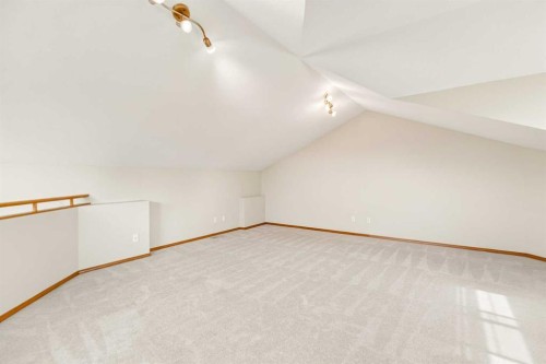 39 Jenkins Drive, Red Deer, AB 