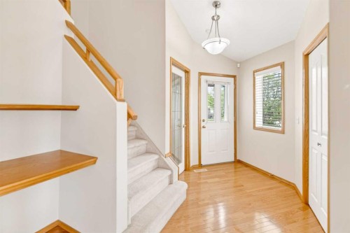 39 Jenkins Drive, Red Deer, AB 