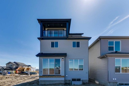 110 Bartlett Row Se, Calgary, AB 