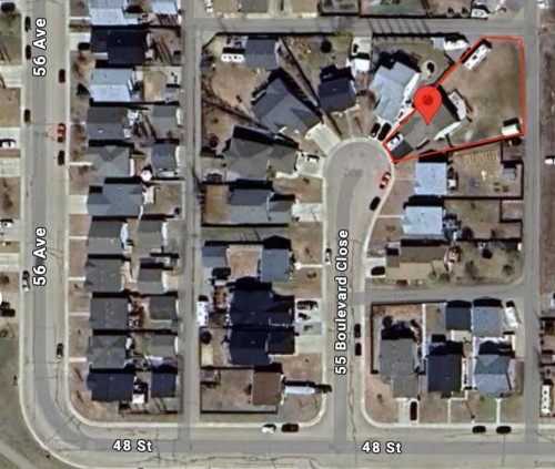4828 55 Boulevard Close, Innisfail, AB 