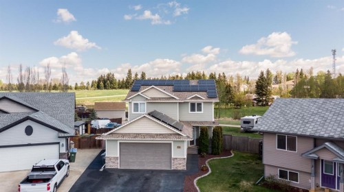4828 55 Boulevard Close, Innisfail, AB 