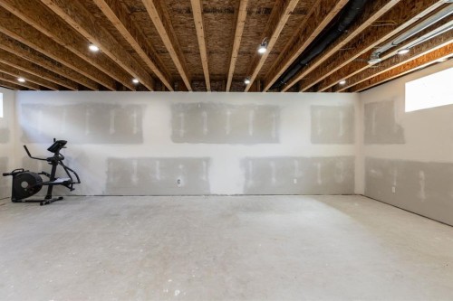 4828 55 Boulevard Close, Innisfail, AB 