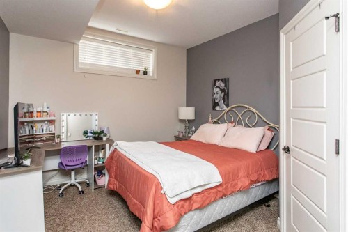 19 Carter Close, Red Deer, AB 