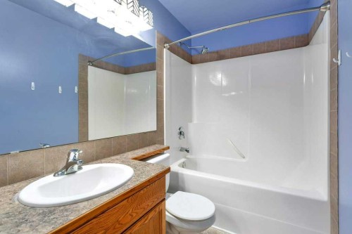 12 Oswald Close, Red Deer, AB 