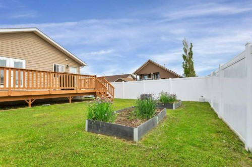 12 Oswald Close, Red Deer, AB 