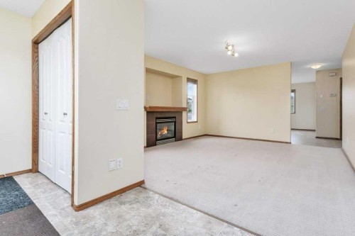 12 Oswald Close, Red Deer, AB 