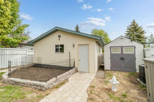 58 Drummond Close, Red Deer, AB 