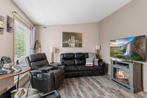 58 Drummond Close, Red Deer, AB 