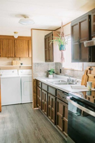 6103 Spruce Drive, Stettler, AB 