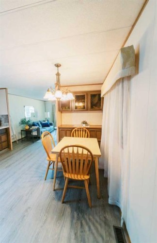 6103 Spruce Drive, Stettler, AB 