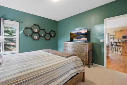 166 Lougheed Close, Red Deer, AB 