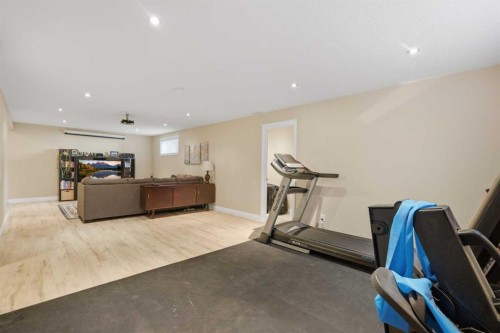 166 Lougheed Close, Red Deer, AB 