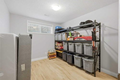 166 Lougheed Close, Red Deer, AB 