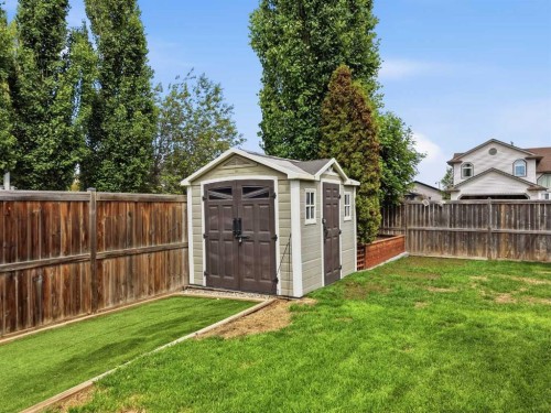 166 Lougheed Close, Red Deer, AB 