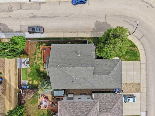 166 Lougheed Close, Red Deer, AB 