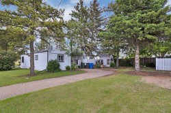 4715 46 Street Innisfail, AB T4G 1N9