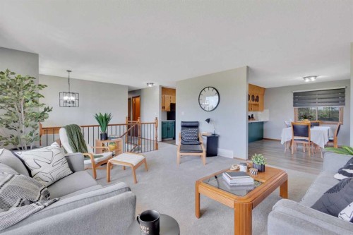 27 Warwick Drive, Red Deer, AB 