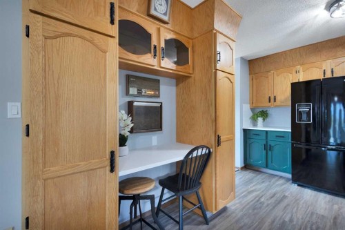 27 Warwick Drive, Red Deer, AB 
