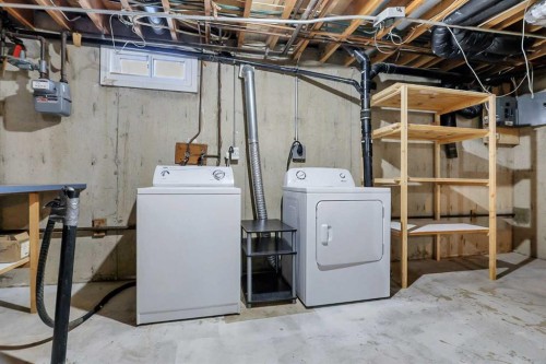 7-15 Stanton Street, Red Deer, AB - Indoor Photo Showing Laundry Room