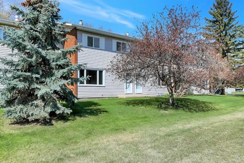 7-15 Stanton Street, Red Deer, AB - Outdoor