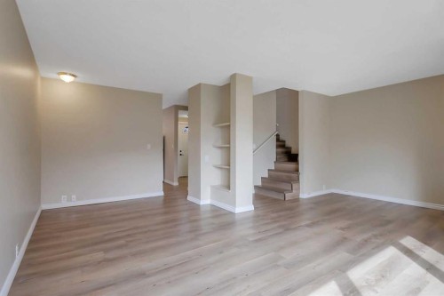 7-15 Stanton Street, Red Deer, AB - Indoor Photo Showing Other Room