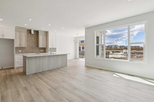41 Belmont Row Sw, Calgary, AB 