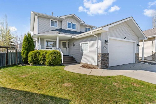 199 Adams Close  Red Deer, AB T4R 3C8