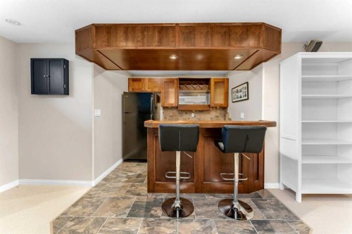 199 Adams Close, Red Deer, AB - Indoor Photo Showing Kitchen