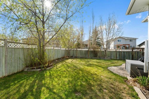 199 Adams Close, Red Deer, AB - Outdoor With Backyard