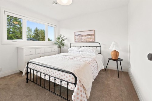 65 Selkirk Boulevard, Red Deer, AB 