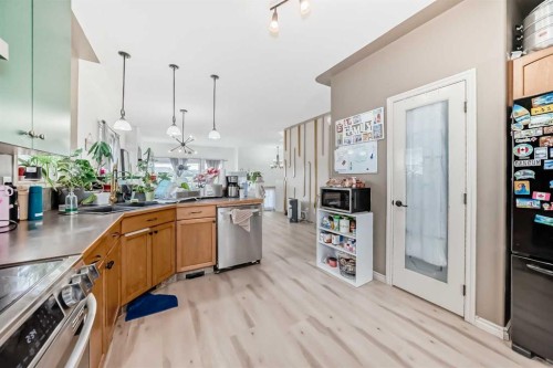 19 Charles Avenue, Red Deer, AB 