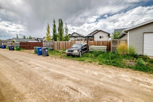 19 Charles Avenue, Red Deer, AB 