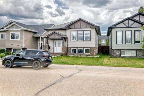 19 Charles Avenue, Red Deer, AB 