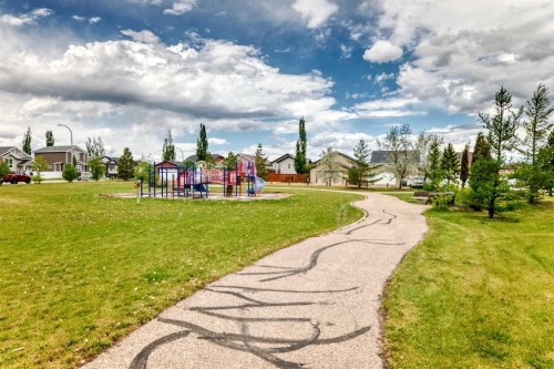19 Charles Avenue, Red Deer, AB 