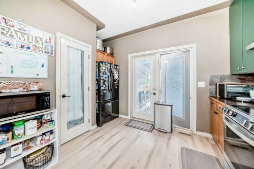 19 Charles Avenue, Red Deer, AB 