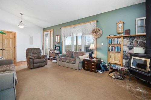 19472 Township Road 355, Big Valley, AB 