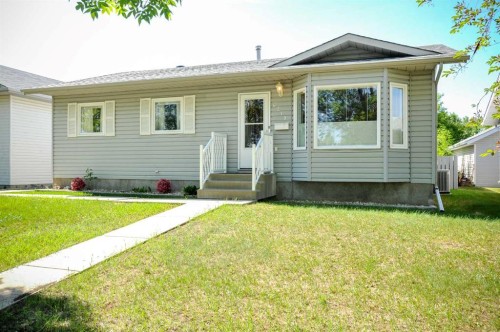 6219 54 Avenue  Camrose, AB T4V 4H5