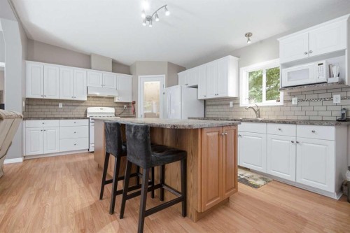 4919 Doncaster Avenue, Red Deer, AB 