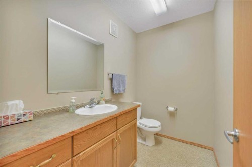 7-7471 Edgar Industrial Bend, Red Deer, AB 