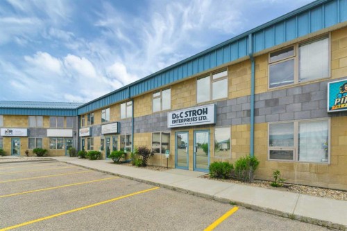7-7471 Edgar Industrial Bend, Red Deer, AB 