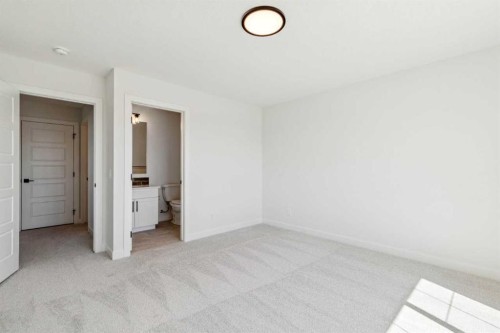 436 Bridgeport Glen, Chestermere, AB 