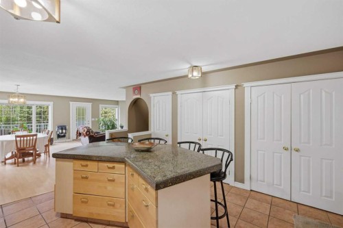 37 Parkland Crescent, Parkland Beach, AB 