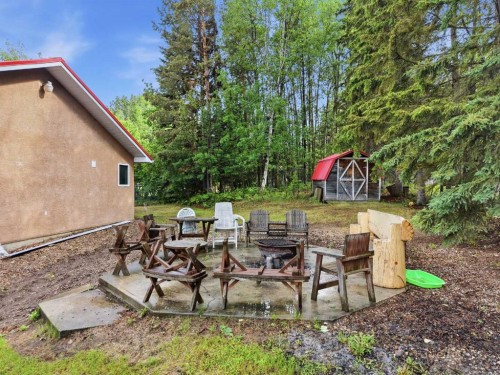 37 Parkland Crescent, Parkland Beach, AB 