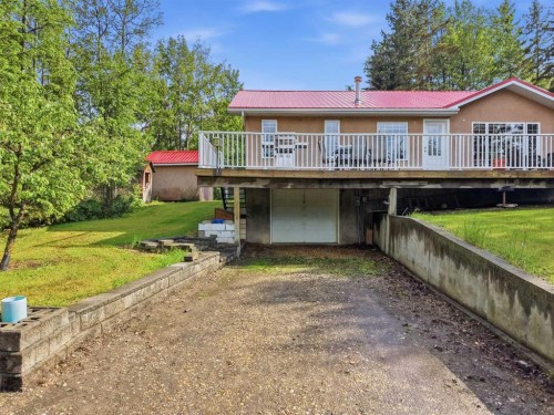 37 Parkland Crescent, Parkland Beach, AB 
