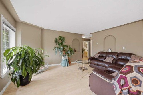 37 Parkland Crescent, Parkland Beach, AB 