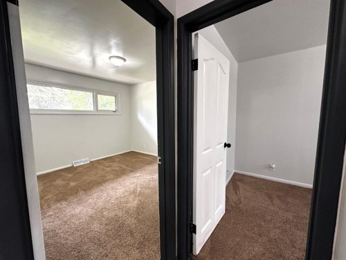 5217 53A Avenue, Camrose, AB 