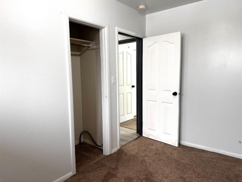 5217 53A Avenue, Camrose, AB 