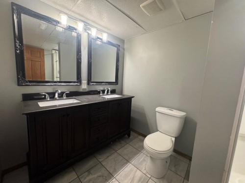 6013 63A Street, Red Deer, AB 