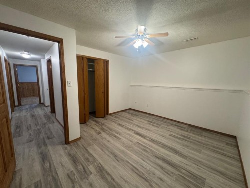6013 63A Street, Red Deer, AB 