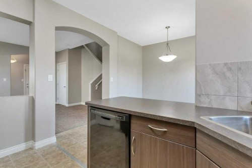 7 Ross Close, Sylvan Lake, AB 